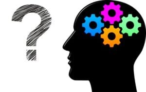 رأس إنسان بتروس ملونة داخله وعلامة استفهام بجانبه ترمز إلى خطورة هدم المبادئ العقلية